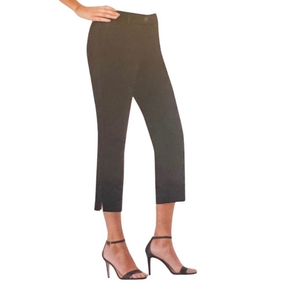 NWT Dalia Capris Black Size 10 -